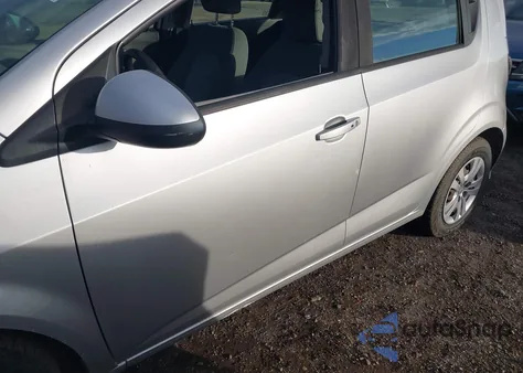 2020 Chevrolet Sonic Fwd 1Fl 5-Door from USA, damaged, VIN 1G1JG6SB5L4129309